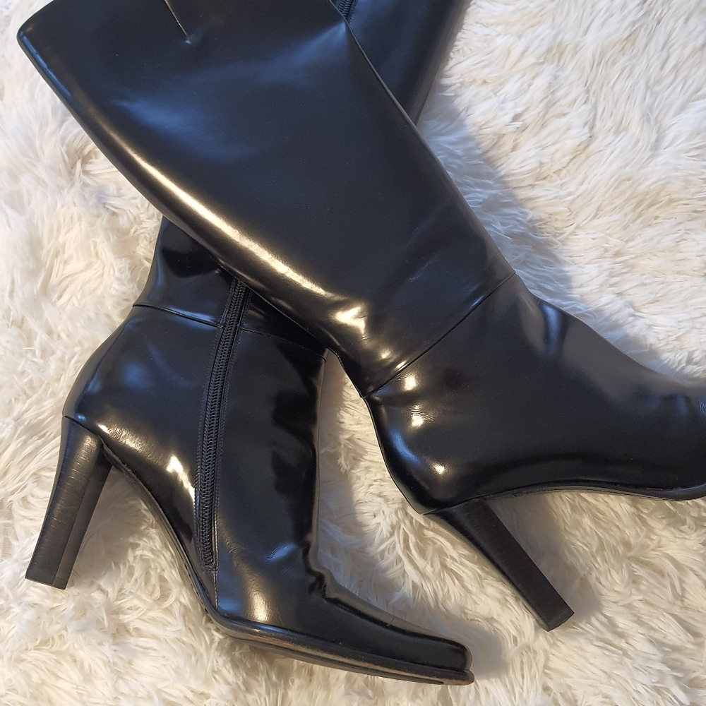 VIA SPIGA - black zip-up boots